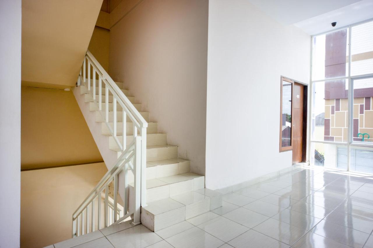 Hotel Oyo 3167 Andra