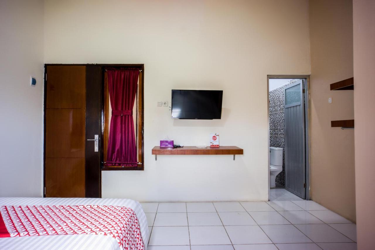 Oyo 3167 Andra Hotel