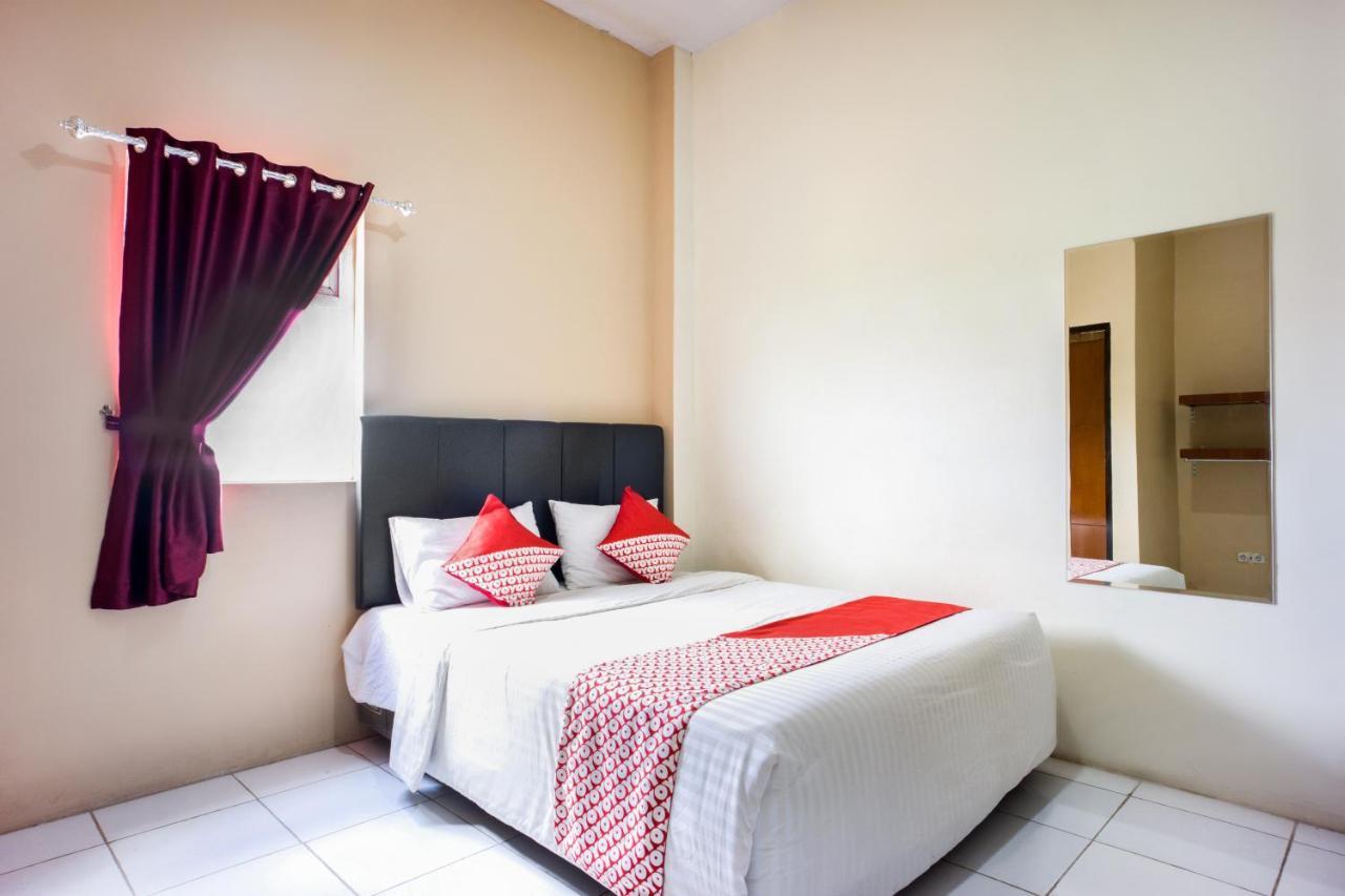 Oyo 3167 Andra Hotel