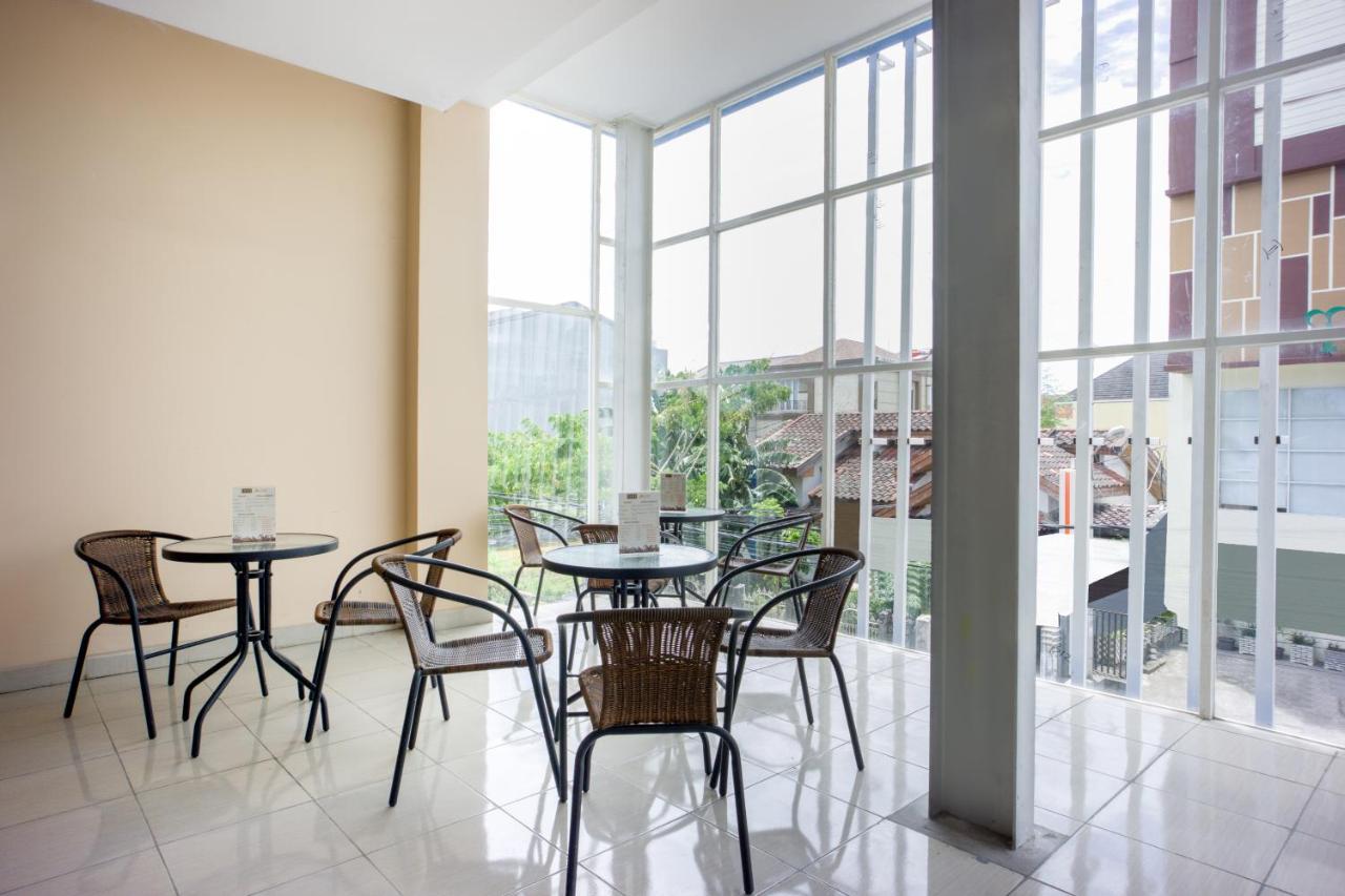 Hotel Oyo 3167 Andra Makassar